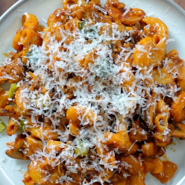 Vegan Cheeseburger Casserole